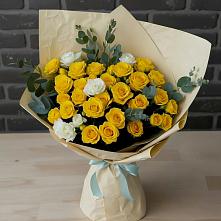 Букет цветов из:  Розы в Коле