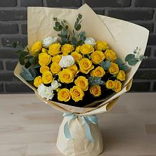 Букет цветов из:  Розы в Коле
