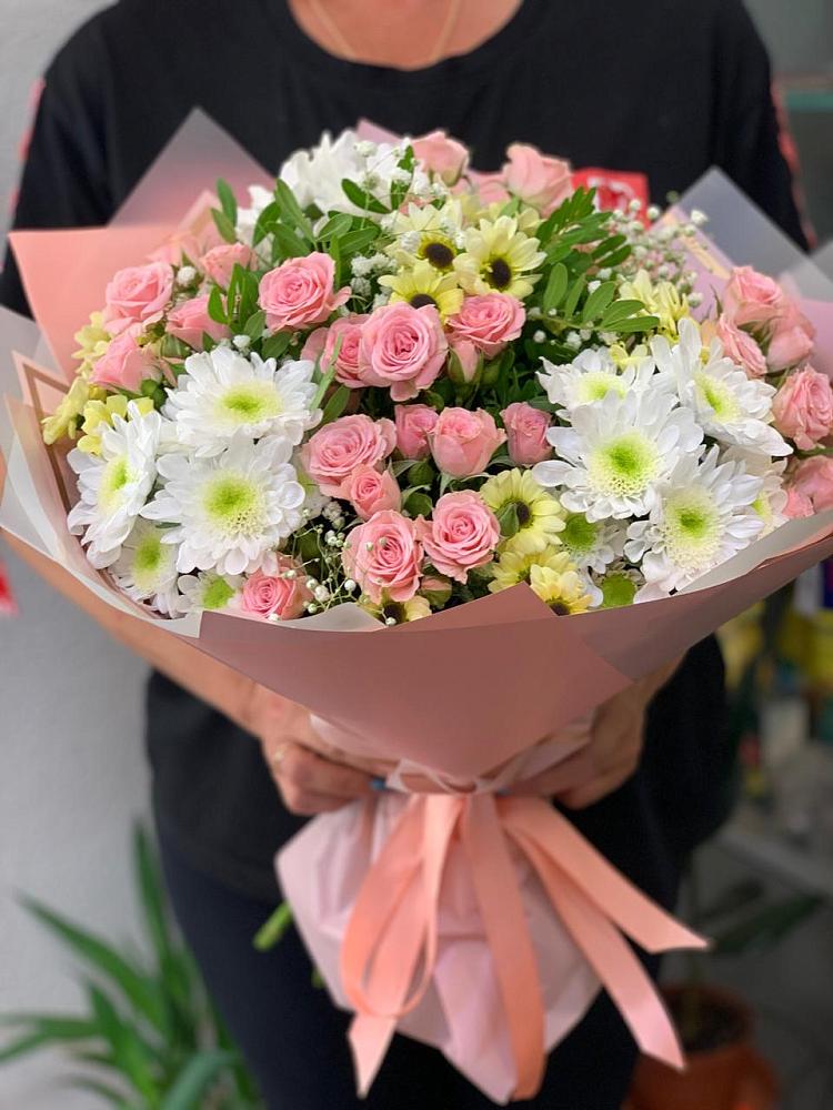 Букет цветов из: Розы и Хризантемы в Коле