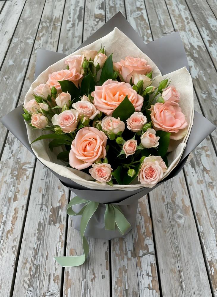 Букет цветов из: Розы в Коле