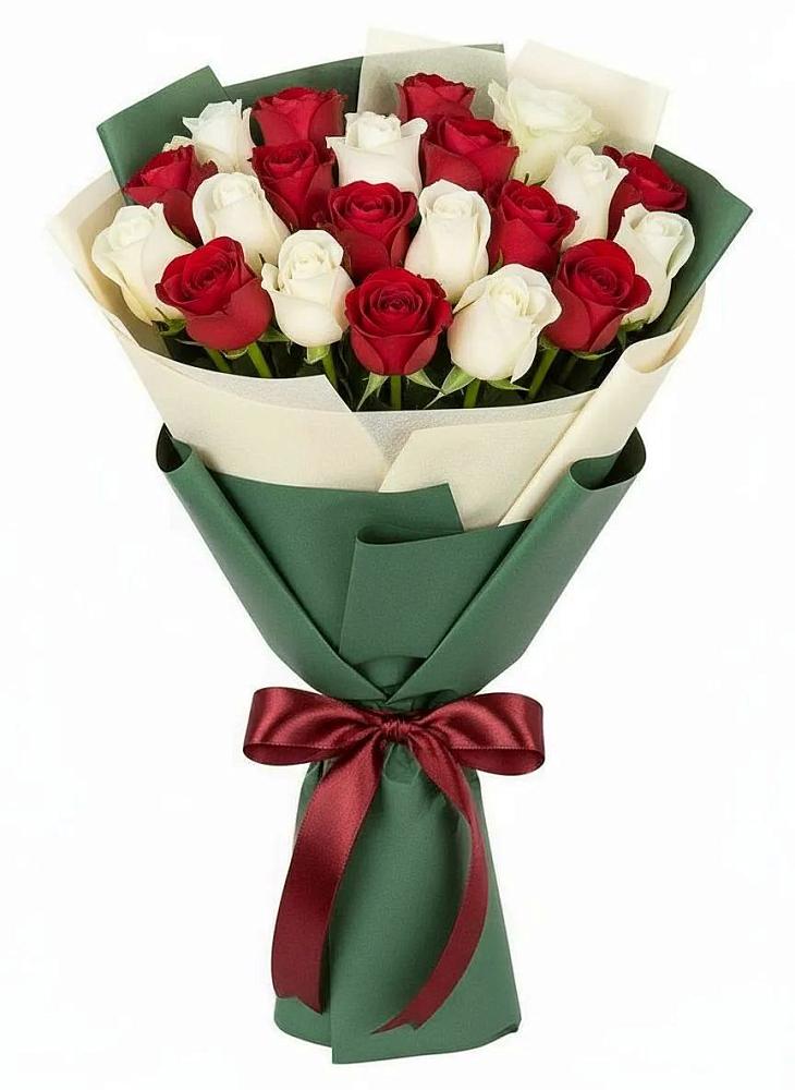 Букет Микс из красных и белых роз в Коле