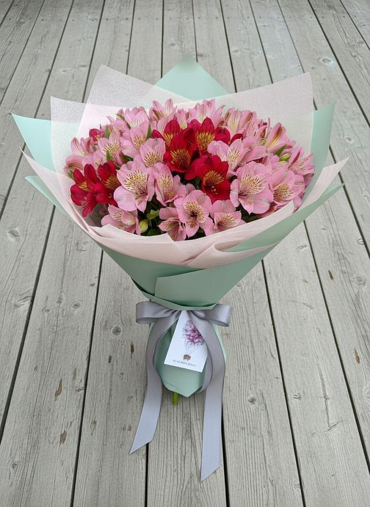 Букет цветов из: Альстромерии в Коле