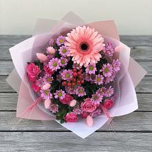 Букет цветов из:  Розы, Герберы и Хризантемы в Коле