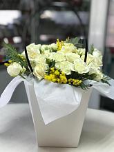 Цветочная композиция из Розы  в Коле