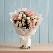 Букет цветов из:  Розы в Коле